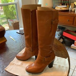 Clarke’s  Full Calf Leather Heeled Boots